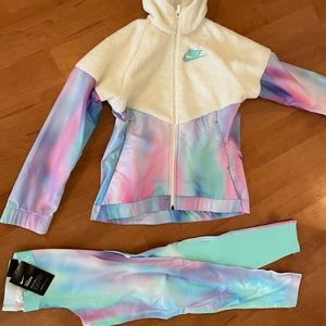 Girls size large Nike outfit